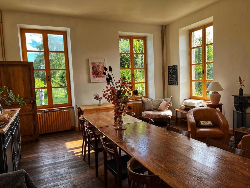 Maison D'Hotes La Doucelle Culture Et Bien-Etre Lignieres-Orgeres Εξωτερικό φωτογραφία